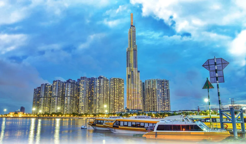 Vé máy bay đi Sài Gòn khám phá thành phố không ngủ