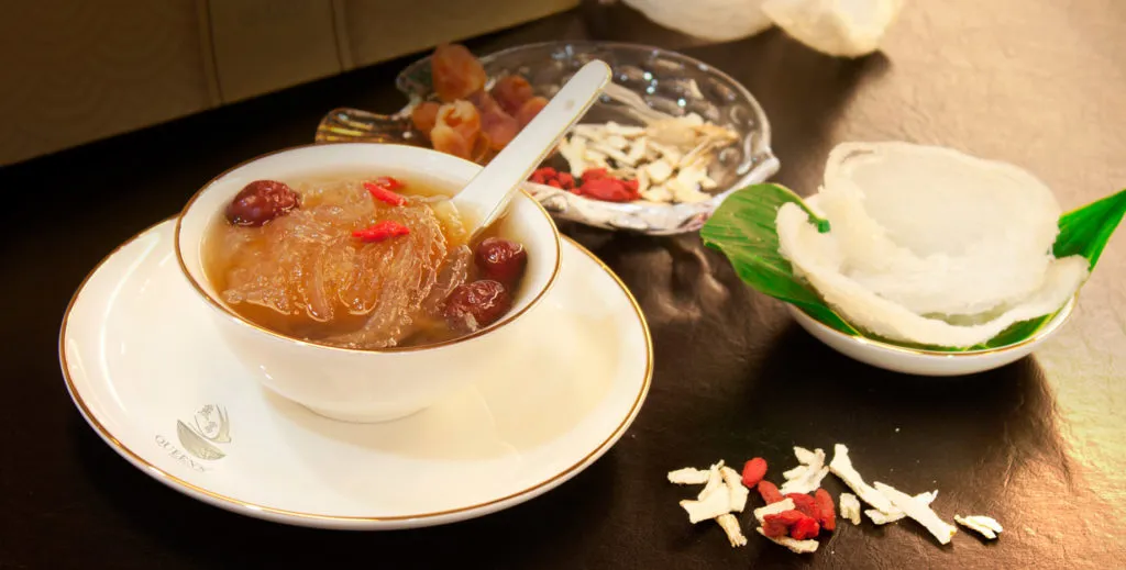 Yến sào Khánh Hòa là quà quý được nhiều du khách lựa chọn để tặng