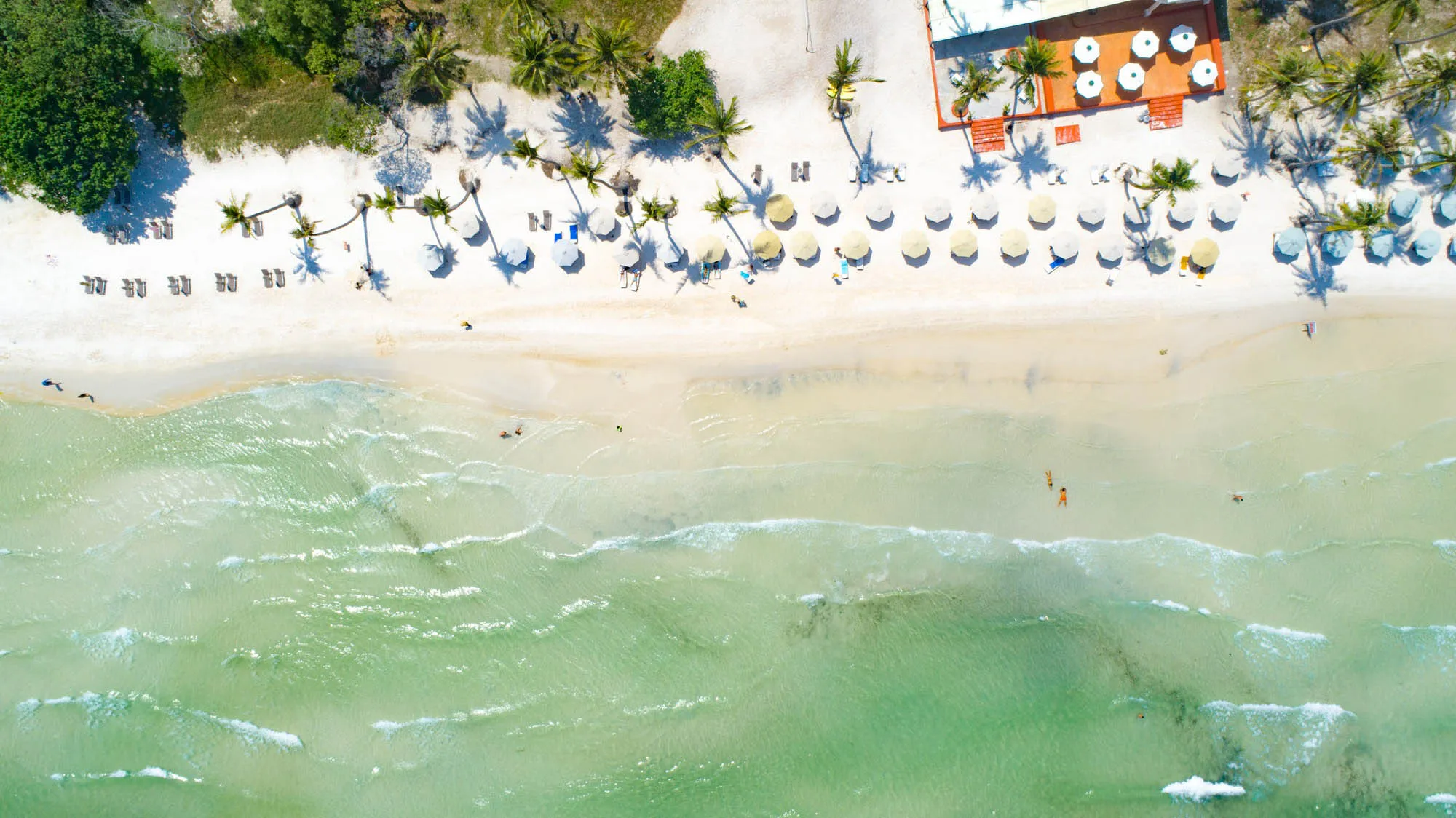 Bãi Sao đầu năm mang một vẻ đẹp nhẹ nhàng, yên bình