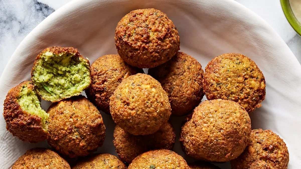 Falafel – món ăn đường phố nổi tiếng bậc nhất của Mỹ