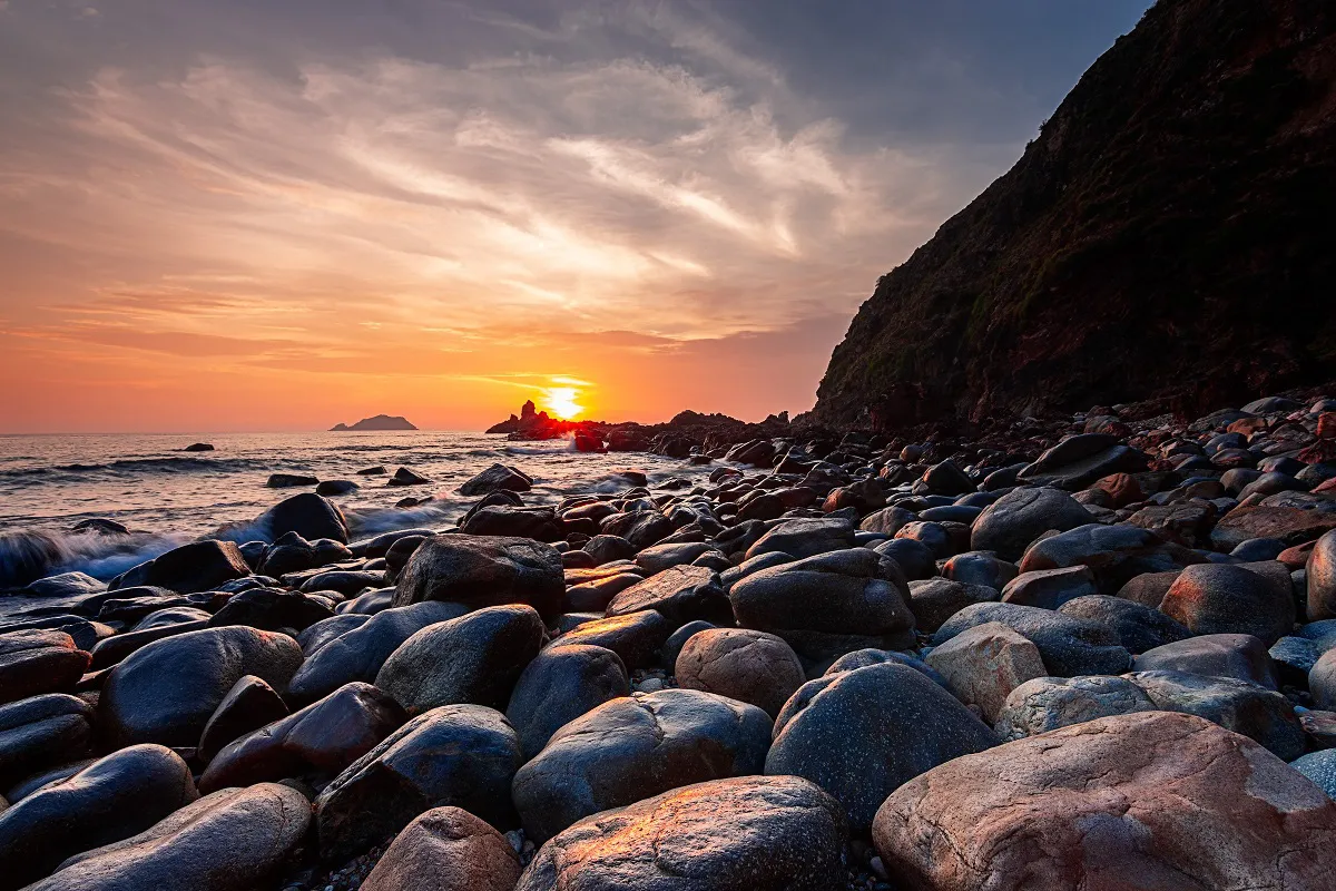 Hãy thử trải nghiệm ngắm bình minh trên Ghềnh Ráng sẽ không khiến bạn thất vọng