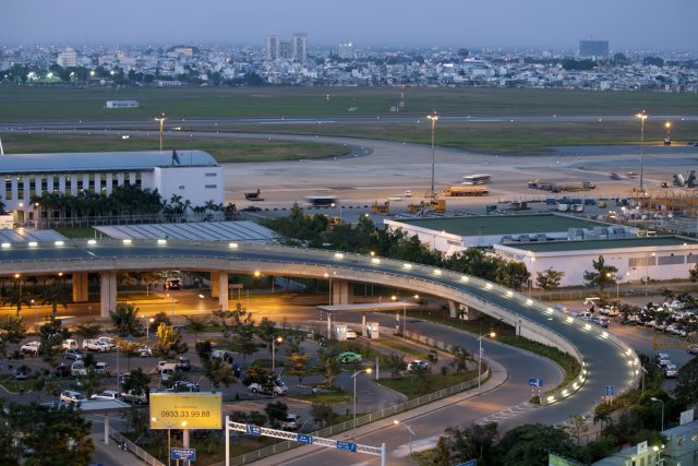 Sân bay Tân Sơn Nhất (TP Hồ Chí Minh) 