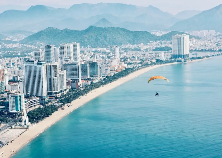 Nha Trang là thiên đường biển được yêu thích vào mùa hè