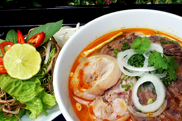 Món bún bắp bò ngon hấp dẫn