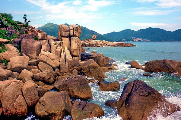 Hòn Chồng - hòn Vợ