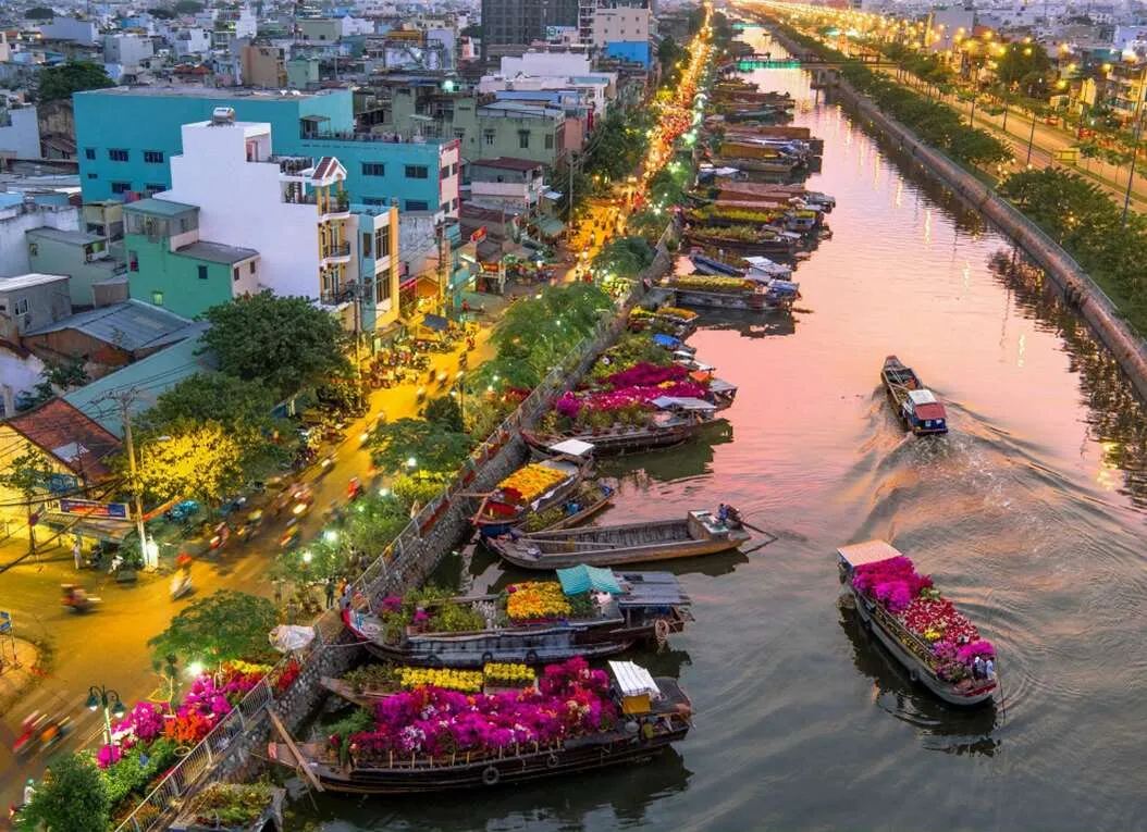 Vé máy bay Tết đi Sài Gòn