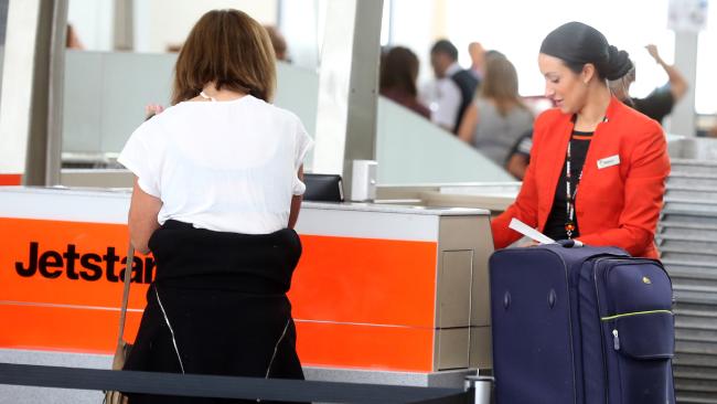 Hướng dẫn làm thủ tục đi máy bay Jetstar nhanh chóng
