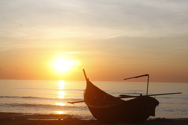 Bãi biển Tam Thanh