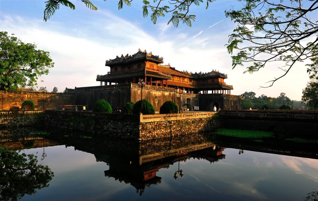 Vé máy bay từ TPHCM đi Huế