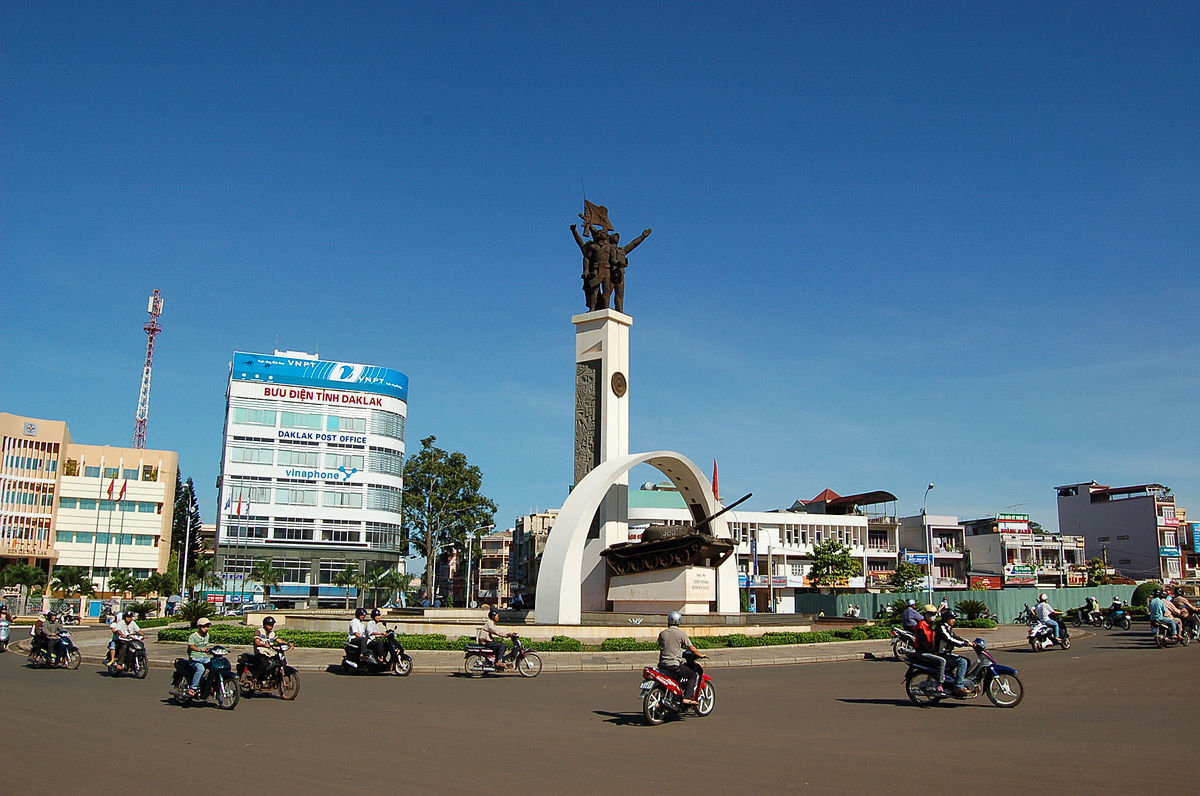 Vé máy bay Tết đi Buôn Mê Thuột