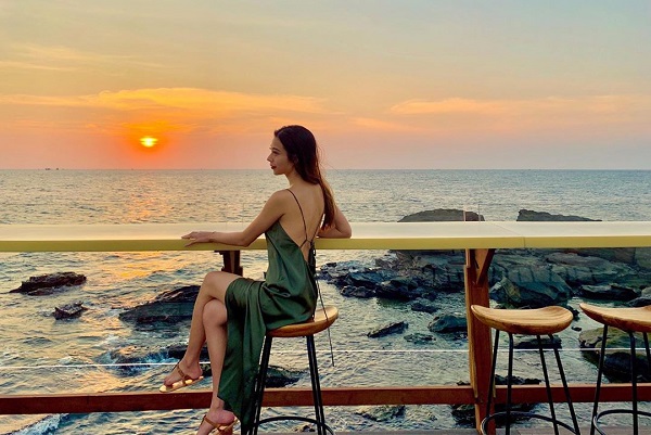 Và mang theo đầy đủ đồ dùng cá nhân cùng với thuốc trước khi đi du lịch