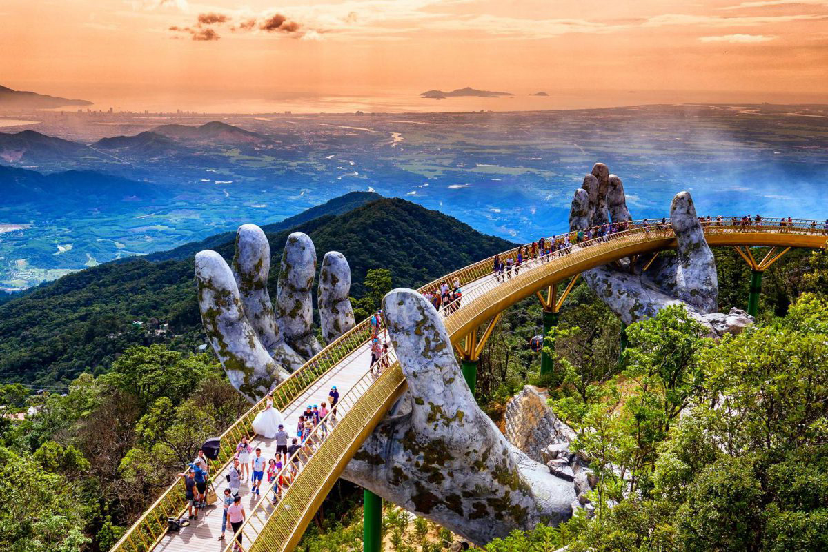 Cầu Bàn Tay - Đà Nẵng
