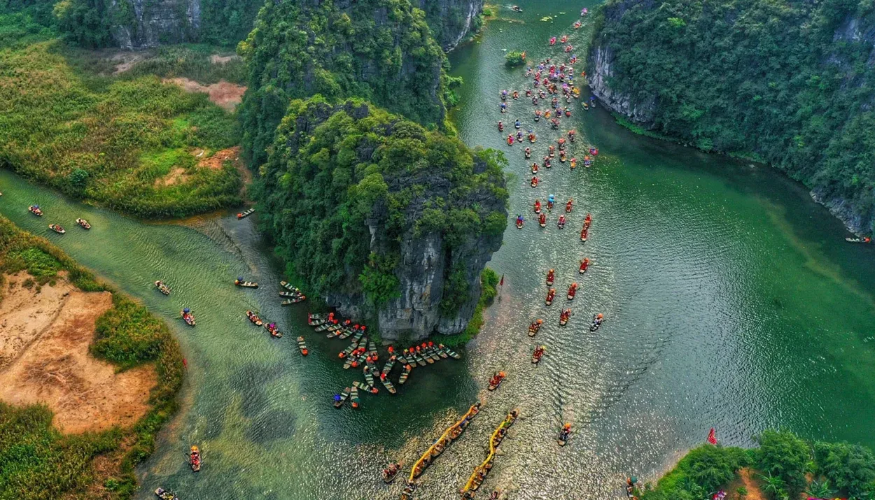 Ninh Bình mang vẻ đẹp của non nước hữu tình nên thơ