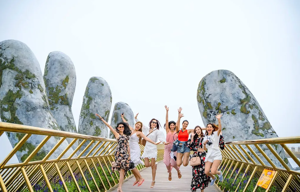 Vé máy bay giá rẻ tháng 3