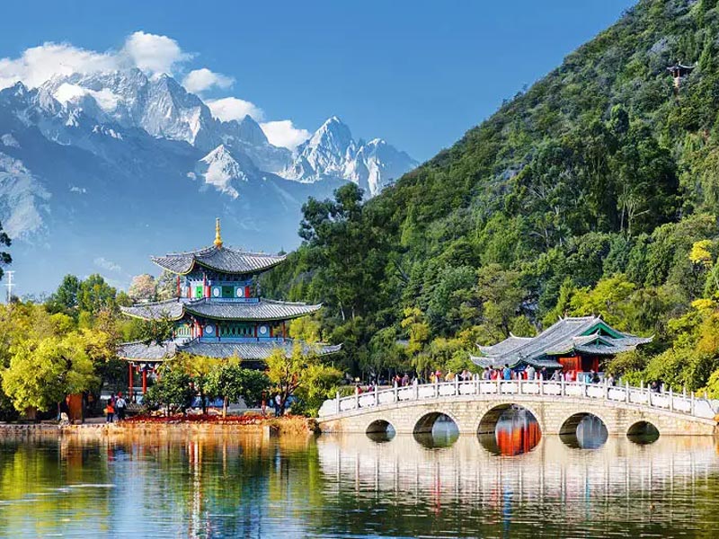 Vé máy bay giá rẻ tháng 6
